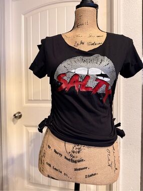 Salty Lips Grunge Cutout T-Shirt – Size Small